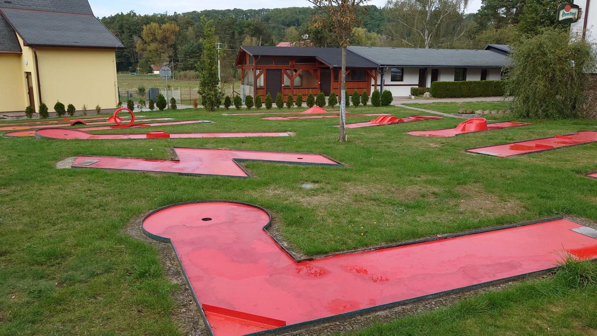 Raj Sportovni A Rekreacni Resort Branzez Kněžmost エクステリア 写真