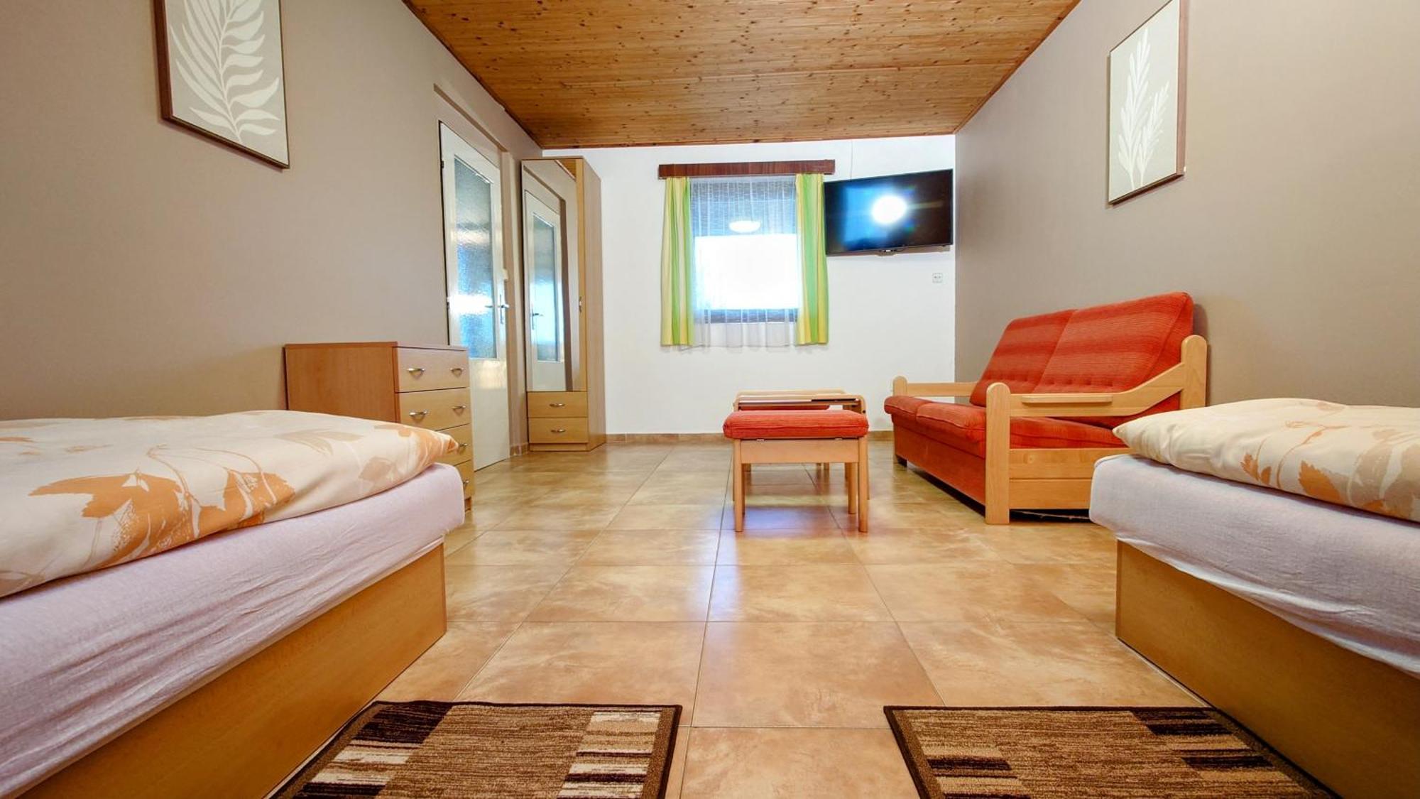 Raj Sportovni A Rekreacni Resort Branzez Kněžmost エクステリア 写真