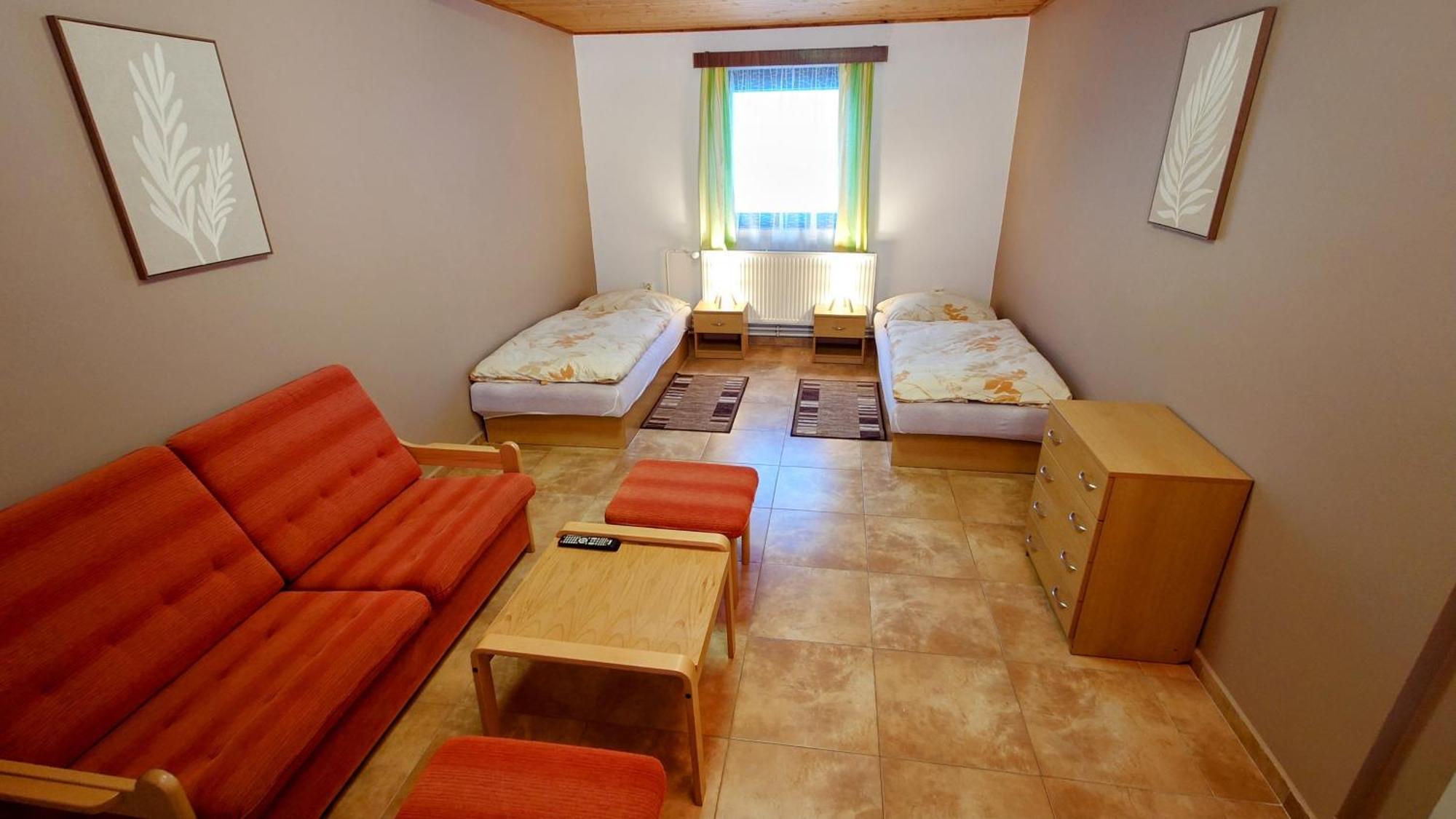 Raj Sportovni A Rekreacni Resort Branzez Kněžmost エクステリア 写真