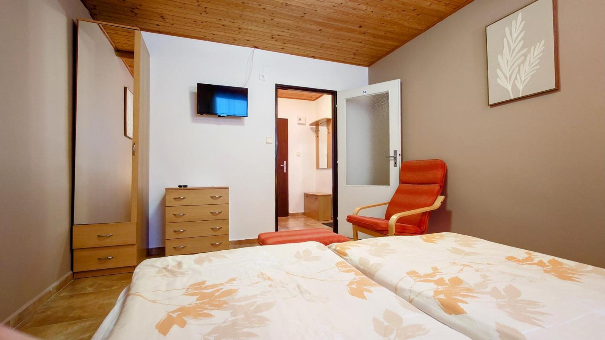 Raj Sportovni A Rekreacni Resort Branzez Kněžmost エクステリア 写真
