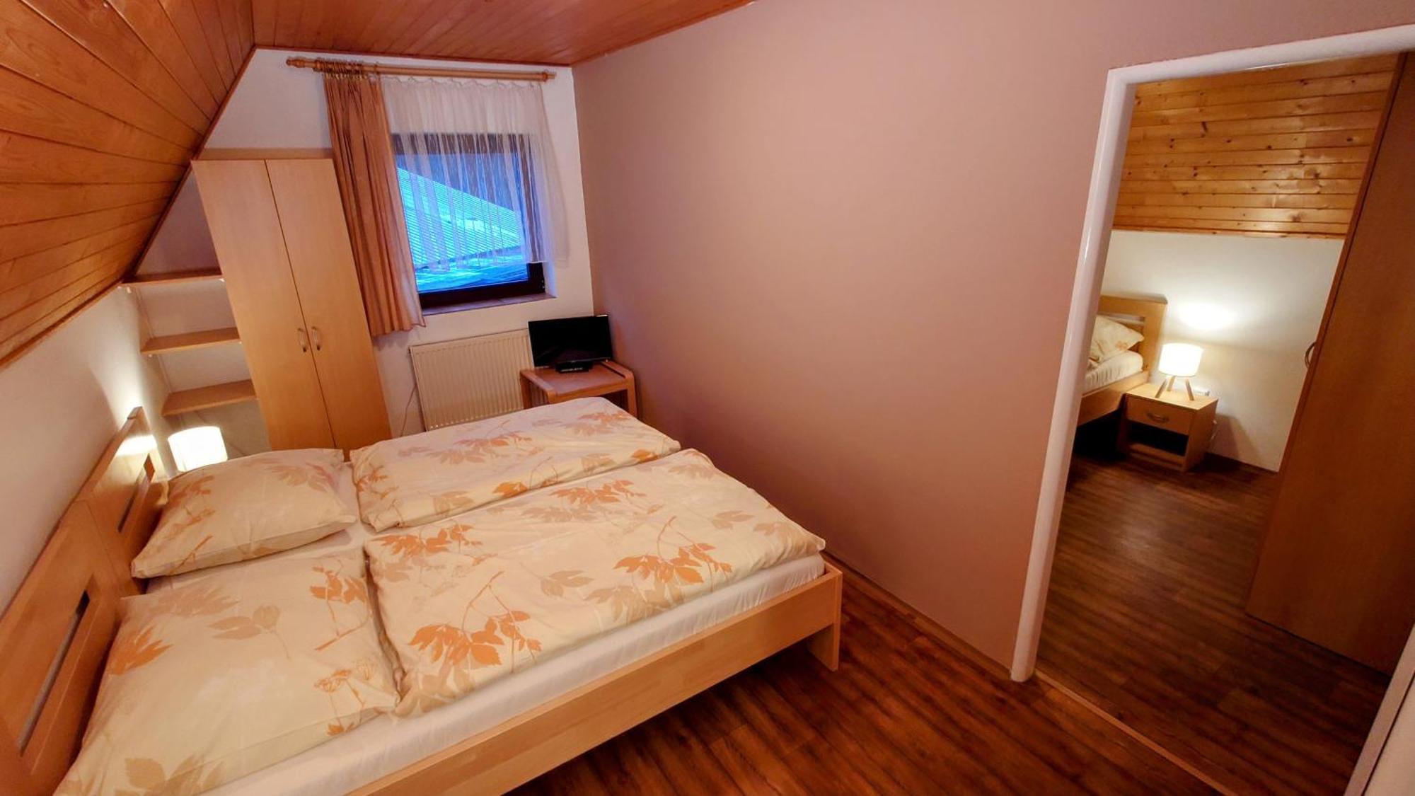 Raj Sportovni A Rekreacni Resort Branzez Kněžmost エクステリア 写真