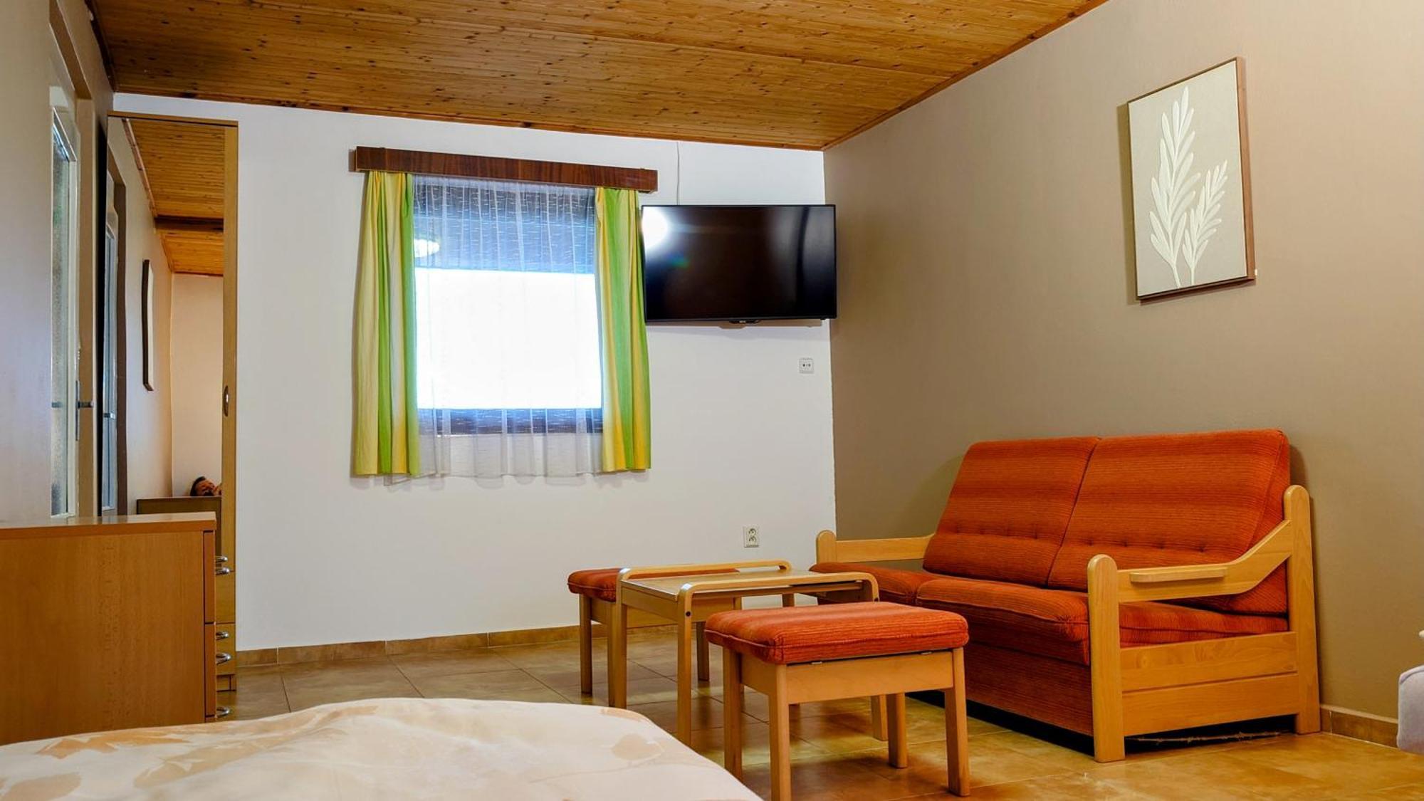 Raj Sportovni A Rekreacni Resort Branzez Kněžmost エクステリア 写真